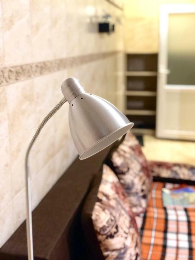 Modern Aparthotel Near Metro Pecherskaキエフ エクステリア 写真
