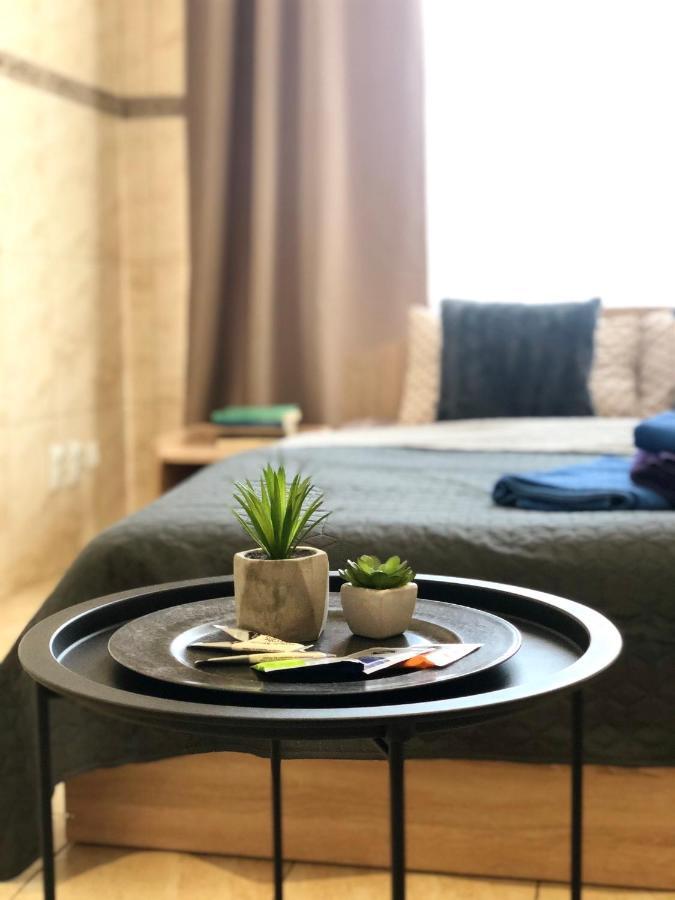 Modern Aparthotel Near Metro Pecherskaキエフ エクステリア 写真